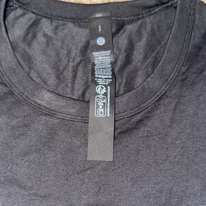 lululemon athletica Men's Jet Black Short Sleeve Tee